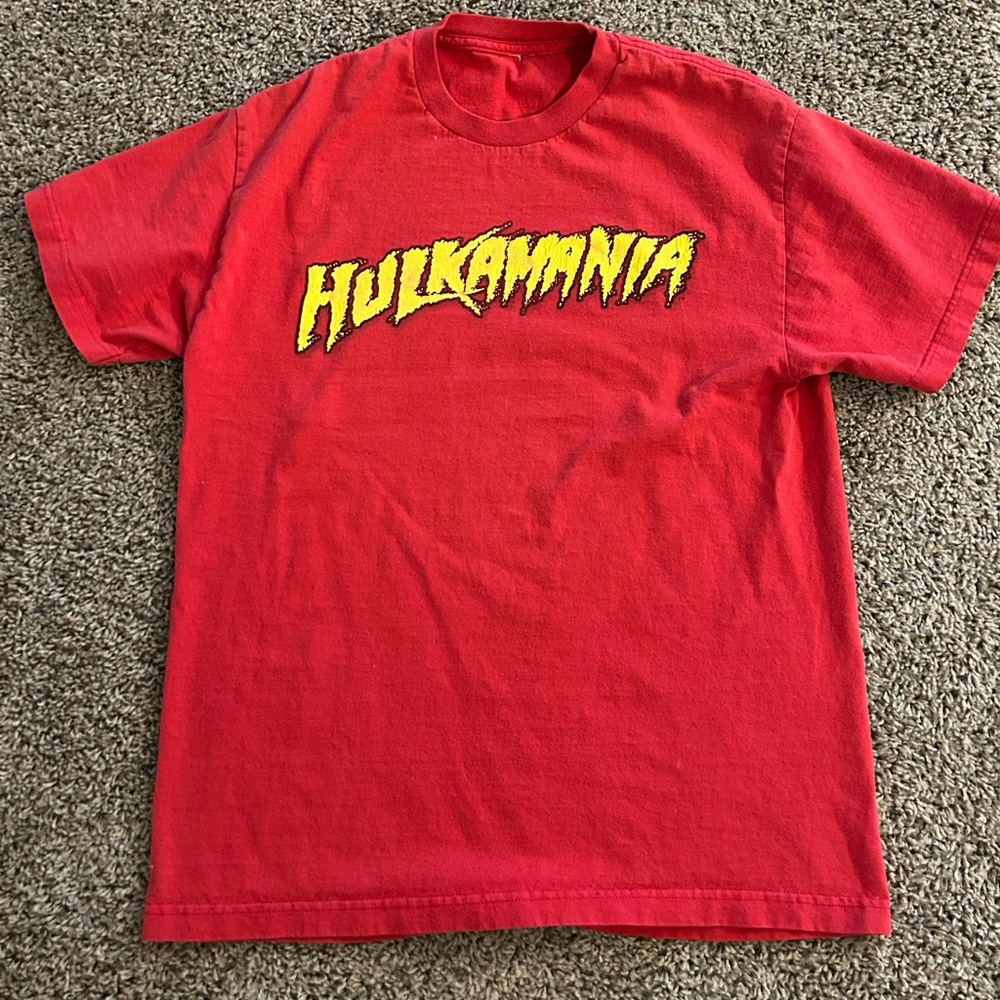 WWE 2002 Hulkamania: It’s Running Wild! Hulk Hogan Size L T-Shirt WWF